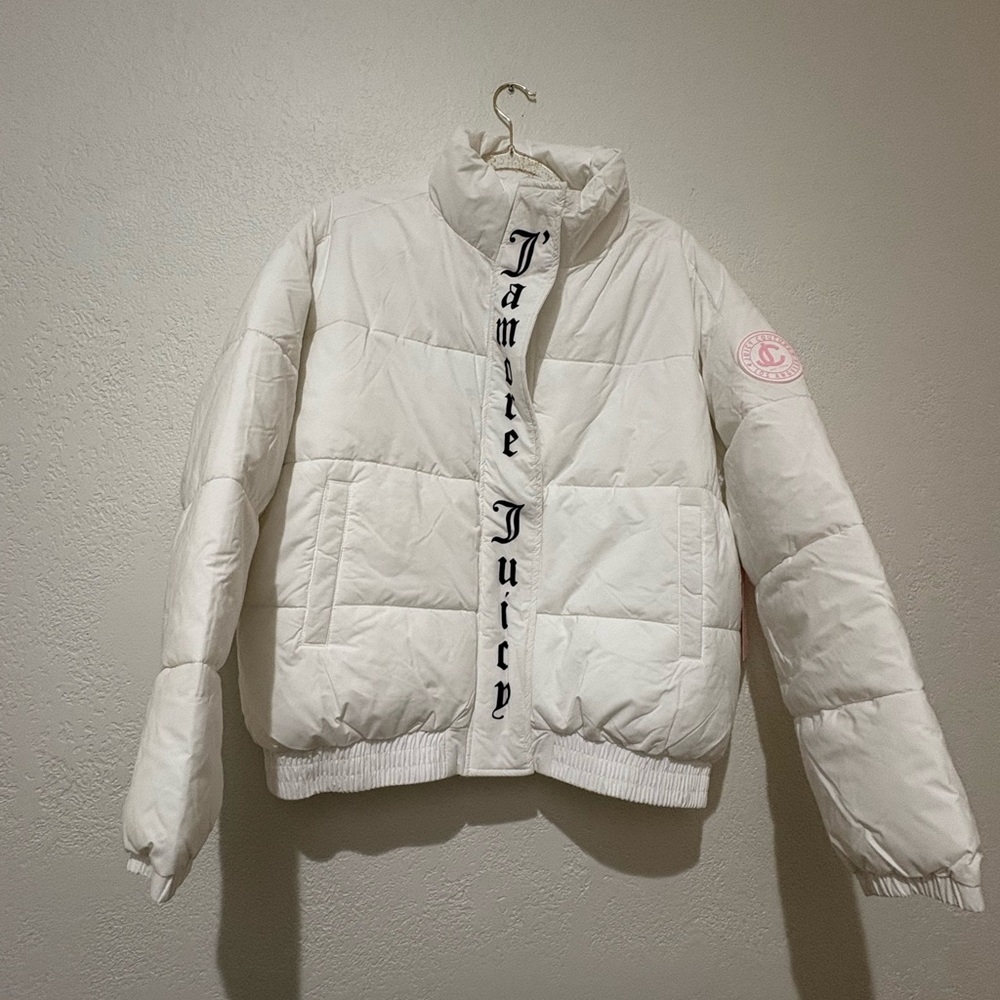 Juicy Couture White Quilted Puffer Jacket with Stand-Up Collar